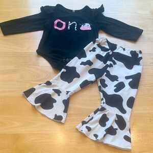 One year “Mooo-ve Over” 2 piece set